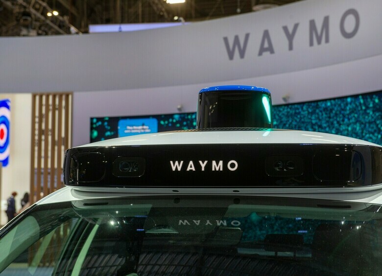 Изображение Беспилотное авто Waymo сбило собаку через месяц после ДТП со знаменитым котом