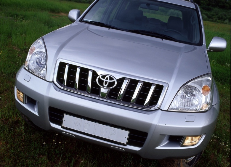 В Россию вернулся Toyota Land Cruiser Prado