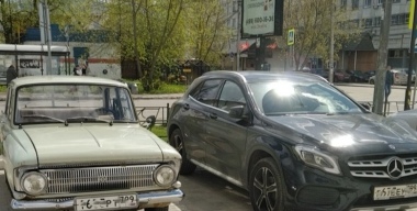 Каждый день на винтаже: как чувствует себя в столичном трафике «Москвич-412»