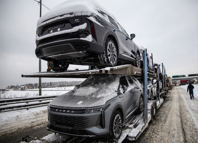 Поставки иномарок с пробегом в Россию взлетели на 83%