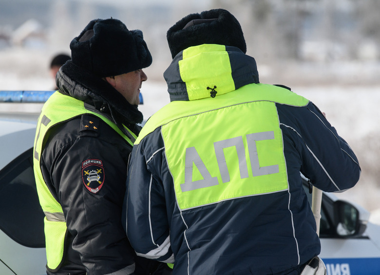 Изображение 19-летний парень решил угнать автомобиль, но не смог сдвинуться на нем с места