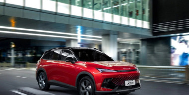 BAIC не собирается прекращать российские продажи кроссоверов X55 и X75