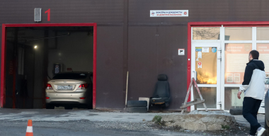 Краснодарец избил пенсионера-автомойщика за просьбу переставить велосипед