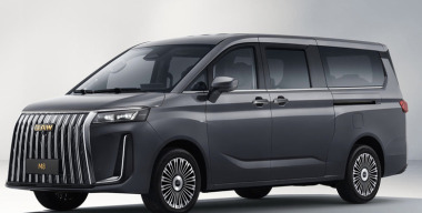 В Россию приедет минивэн BAW M8