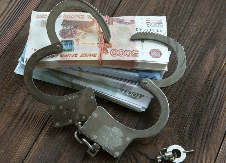 Изображение Жительница Мурманска обманула знакомого, присвоив выручку от продажи его авто