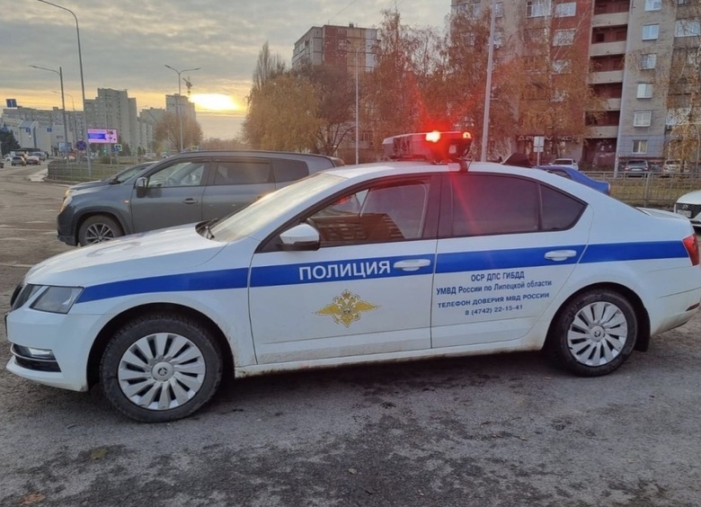 Изображение Подросток купил машину и сразу же устроил на ней ДТП в Липецке