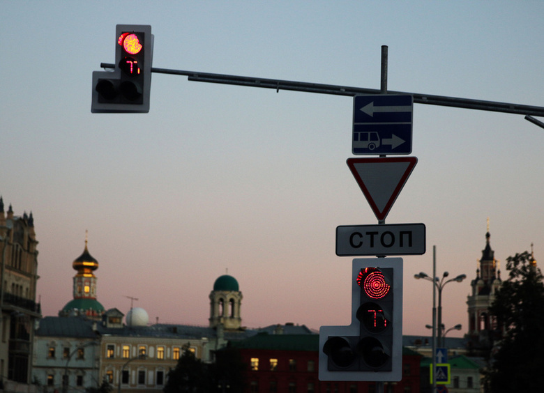 Изображение В Москве более 600 светофоров синхронизировали для создания «зелёной волны»