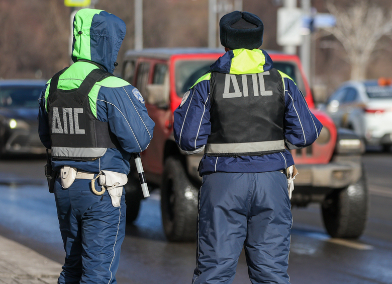 Изображение Гаишникам пришлось стрелять, чтобы задержать пьяного лихача под Красноярском