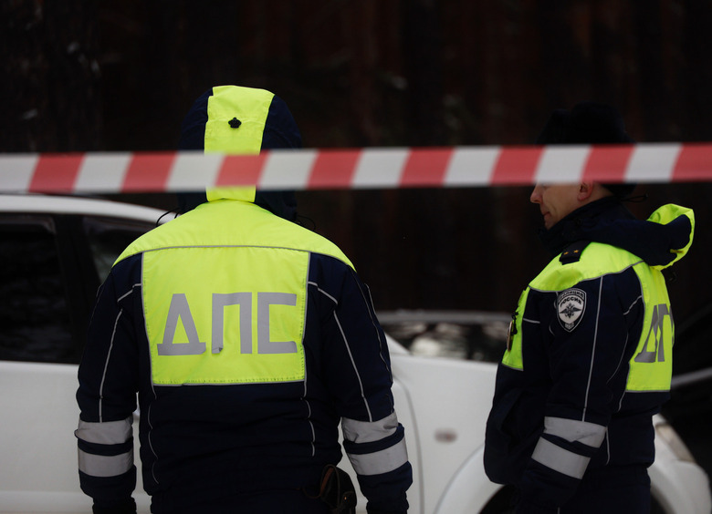 Изображение Пьяного вандала, громившего машины, обстреляли из страйкбольного пистолета