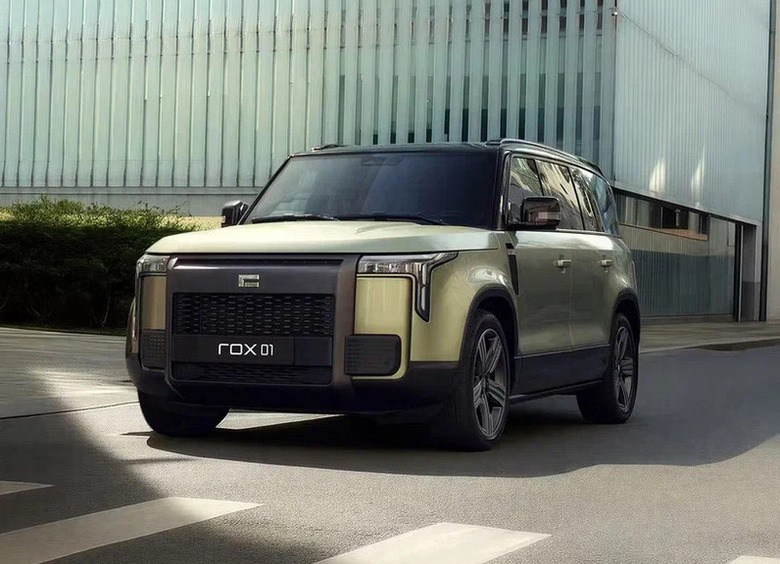 Россиянам предложили аналог гарантии для «серых» внедорожников Rox