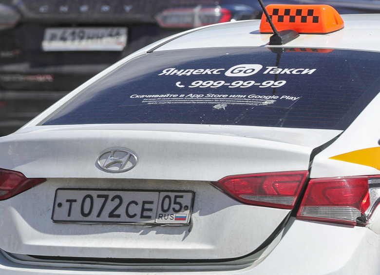 Госдума приняла закон о квоте для самозанятых таксистов