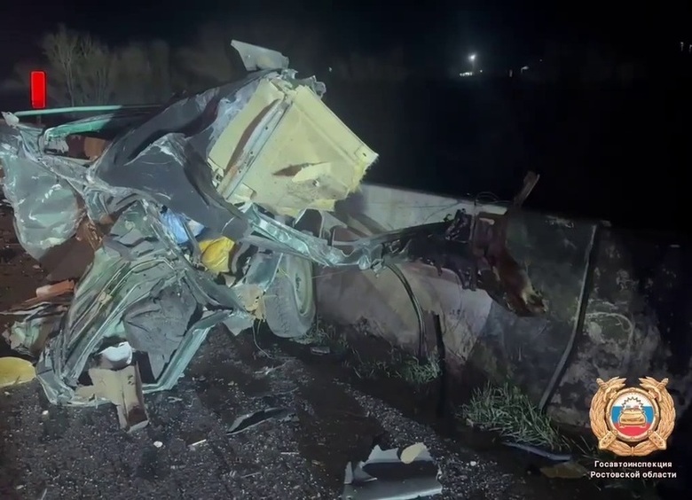 Изображение Два человека погибли в ДТП под Ростовом, машину разорвало на куски