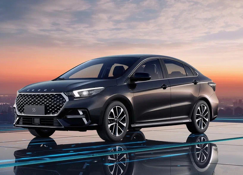 Седан Omoda S5 покинул российский рынок