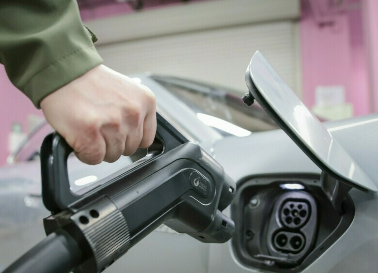 Тупые и упорные: безумная идея климатической нейтральности добивает автопром Европы