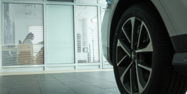 Выдача автокредитов в России просела на 34,2%