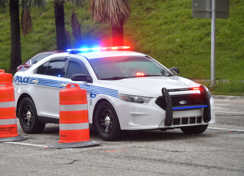 Изображение Труп человека обнаружили в сгоревшем автомобиле посреди леса