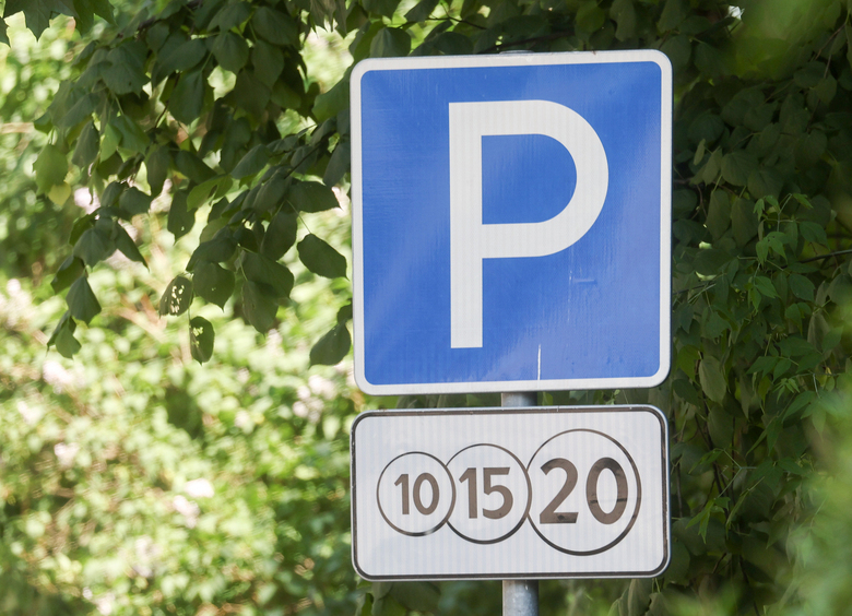 В центре Москвы на 11% снизилось количество нарушений правил парковки