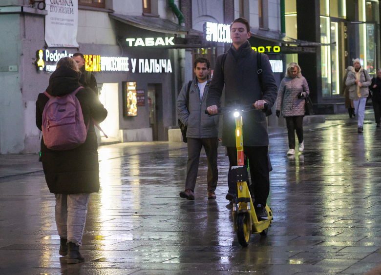 Электросамокатчики в 2025 году нарушили ПДД в Москве более 130 тысяч раз