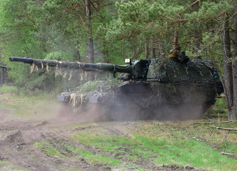 Изображение Осадочек остался: русский дрон уничтожил редчайшую гаубицу ВСУ