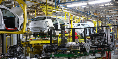 В России 4 месяца подряд снижается объем производства автотранспорта