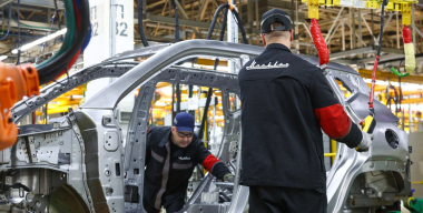 Российские продажи «Москвич М70» и «М90» начнутся весной