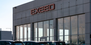 В России в 1,5 раза выросли продажи новых премиальных машин