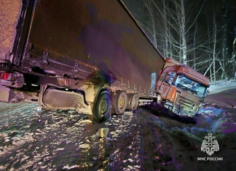 Изображение В лобовом столкновении погибла 11-летняя девочка