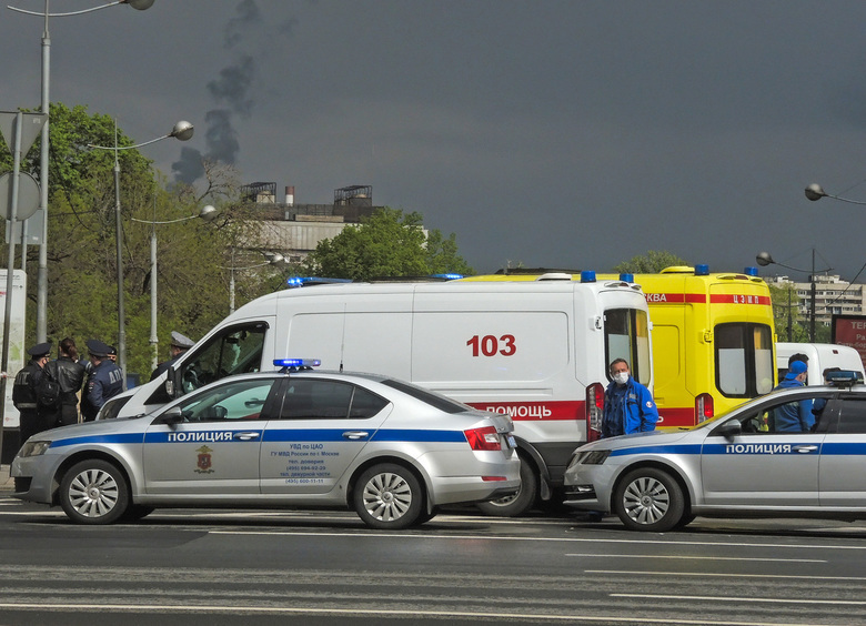Изображение Четверо пострадали при столкновении трех автомобилей и фуры