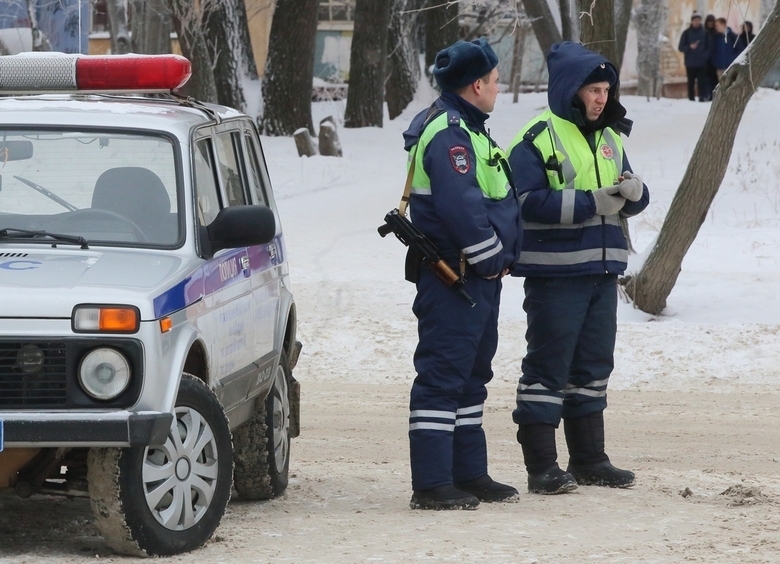 Изображение Владелец шумного авто в Челябинске избил мужчину, который на него жаловался