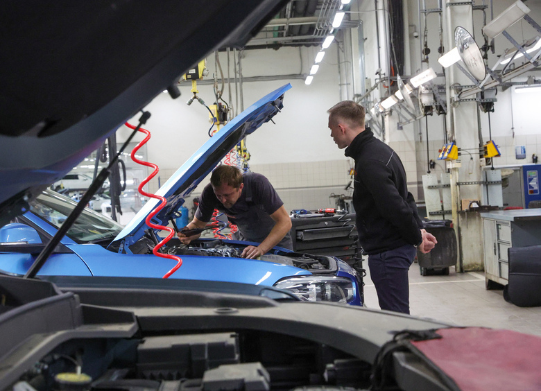 Названо количество автосервисов в России