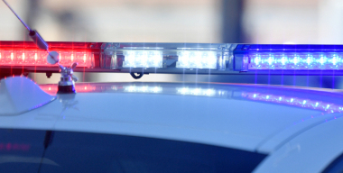 Инспекторы ДПС раздали нарушителям ПДД вместо штрафов новогодние подарки