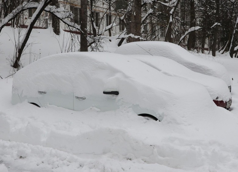 Изображение Татарстан в снежном плену, метель парализовала движение