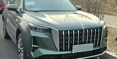 Обновленный Hongqi HS5 снова засветился на китайских дорогах