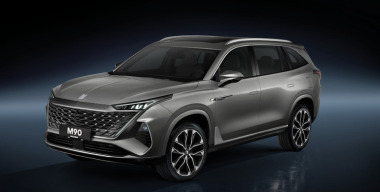 Флагманский просчет: первый тест-драйв кроссовера «Москвич М90»