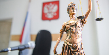 Житель Приморья предстанет перед судом за убийство человека и поджог машины