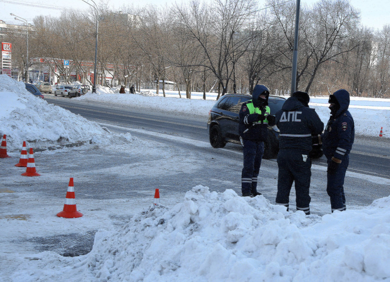 Изображение В Петербурге пятилетний ребёнок погиб, попав под колёса автомобиля
