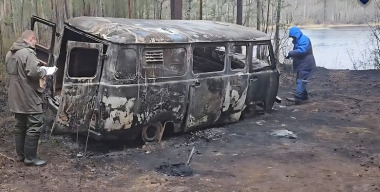 Трое рыбаков в Югре заночевали в машине и сгорели заживо