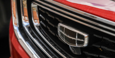 Эффект Осборна: почему провалились продажи Geely в России